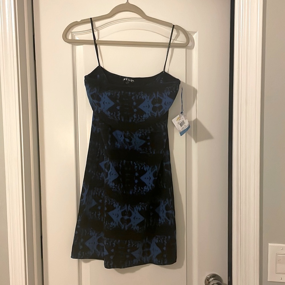 NWT Volcom Walk it out Tube Dress Large